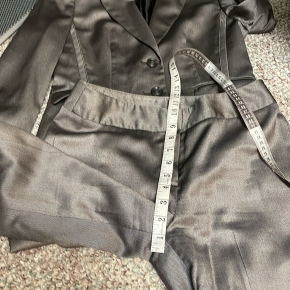 Nine West suit - Picture 8 of 11